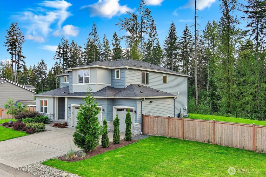 Photo of 12514 138th Avenue NE, Lake Stevens, WA 98258 (MLS # 2524868)