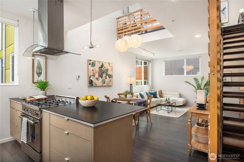 1623 14th Avenue E Seattle WA 98122