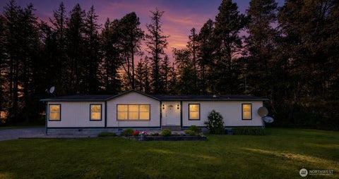 Photo of 7928 Portal Way, Custer, WA 98240 (MLS # 2522299)