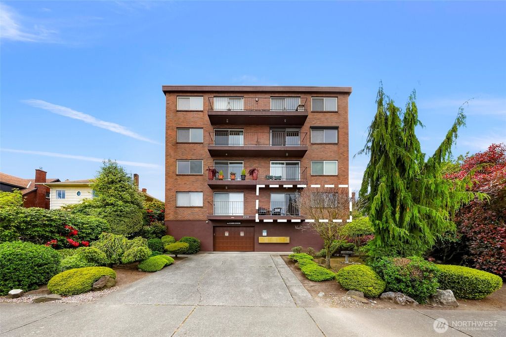 Photo of 2619 Rucker Avenue #4, Everett, WA 98201 (MLS # 2386562)