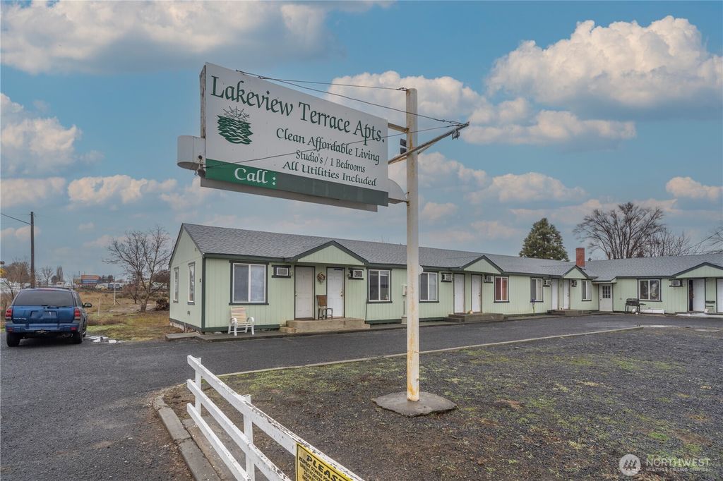 Photo of 68 W State Highway 28, Soap Lake, WA 98851 (MLS # 2495457)