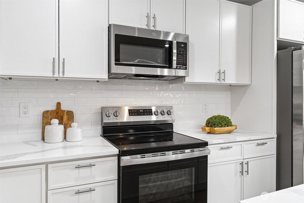 listing image 9365986144131553639
