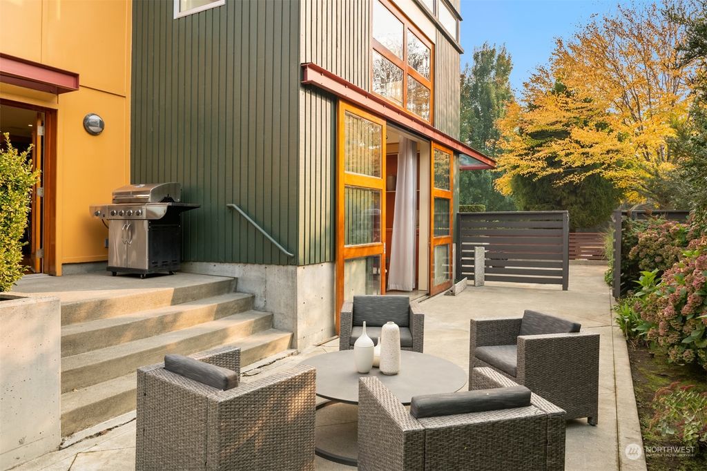 Photo of 1128 33rd Avenue S, Seattle, WA 98144 (MLS # 2010328)