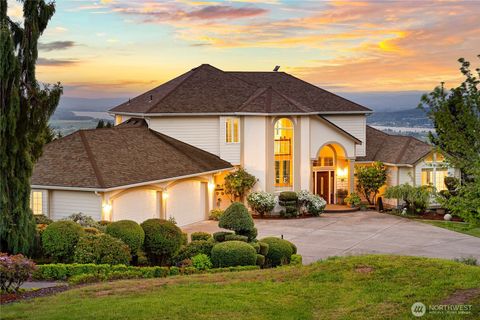 Photo of 124 Pompano Road, Woodland, WA 98674 (MLS # 2518706)