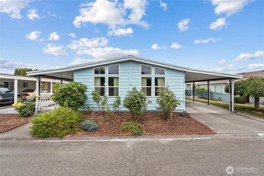 Photo of 1402 22nd Street NE #446, Auburn, WA 98002 (MLS # 2506030)