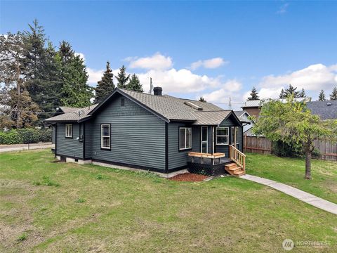 Photo of 6234 S Stevens Street, Tacoma, WA 98409 (MLS # 2519628)