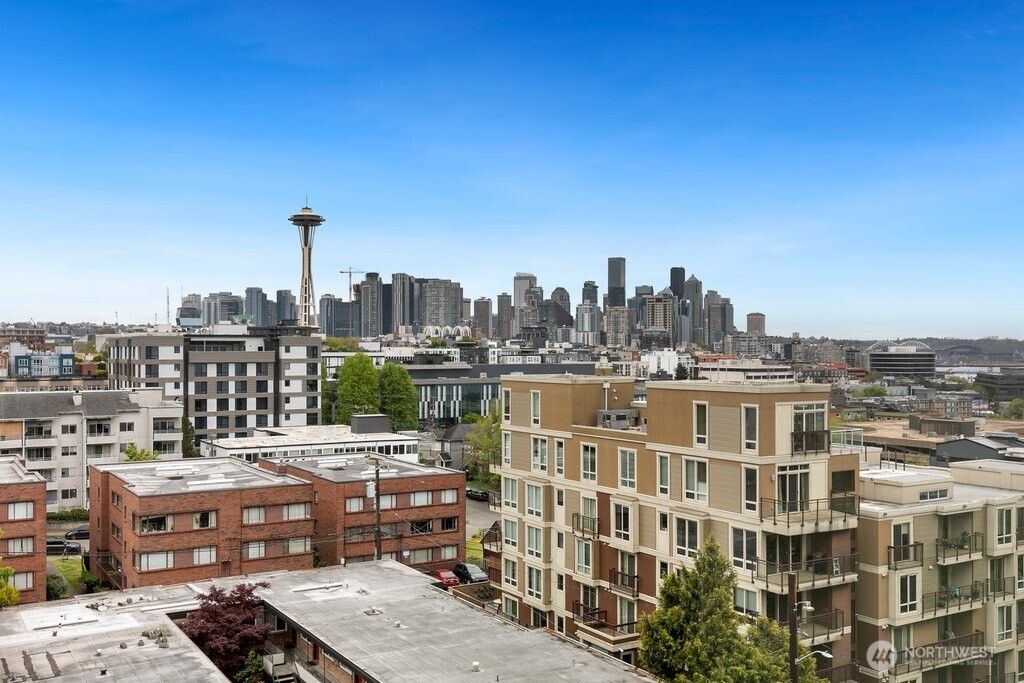 Photo of 521 5th Avenue W #805, Seattle, WA 98119 (MLS # 2515569)