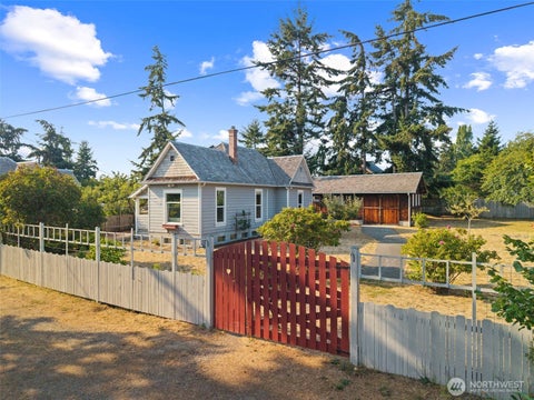 Photo of 1226 Milo Street, Port Townsend, WA 98368 (MLS # 2569000)