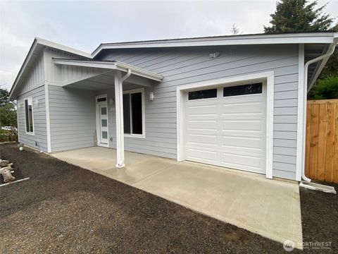 1383 Sand Pebble Avenue Ocean Shores WA 98569