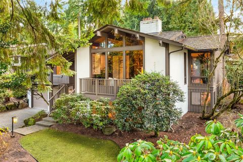Photo of 7445 86th Avenue SE, Mercer Island, WA 98040 (MLS # 2467219)