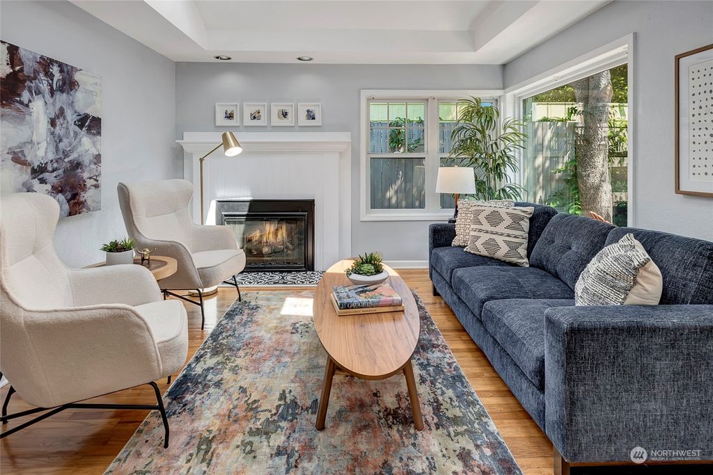 Photo of 8105 34th Avenue SW, Seattle, WA 98126 (MLS # 2261890)