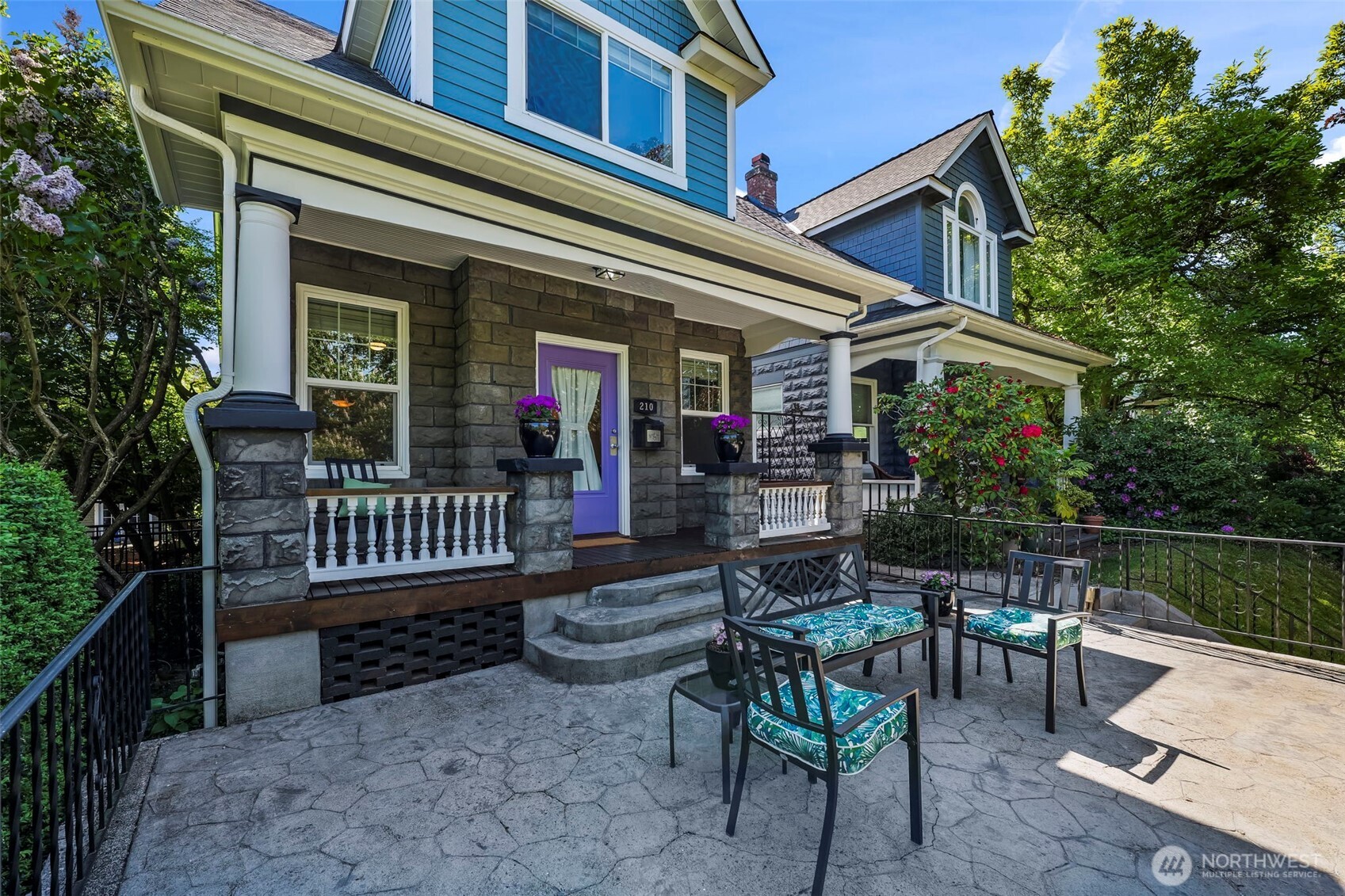 210 N Yakima Avenue