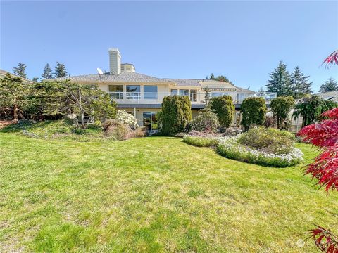 A home in Camano Island