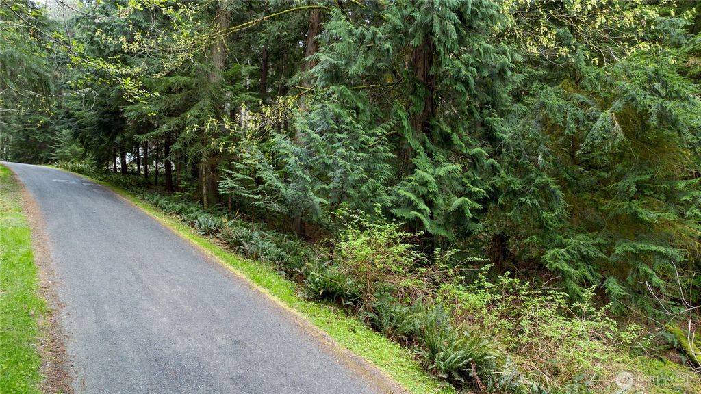 Photo of 13 Wisteria Lane, Bellingham, WA 98229 (MLS # 2511022)