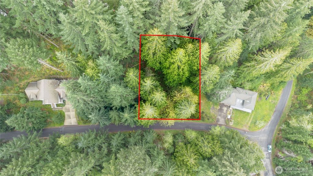 Photo of 13 Wisteria Lane, Bellingham, WA 98229 (MLS # 2511022)