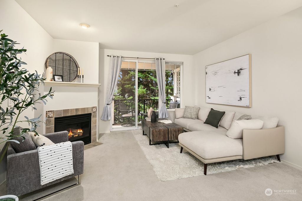 Photo of 16125 Juanita Woodinville Way NE #219, Bothell, WA 98011 (MLS # 2050609)