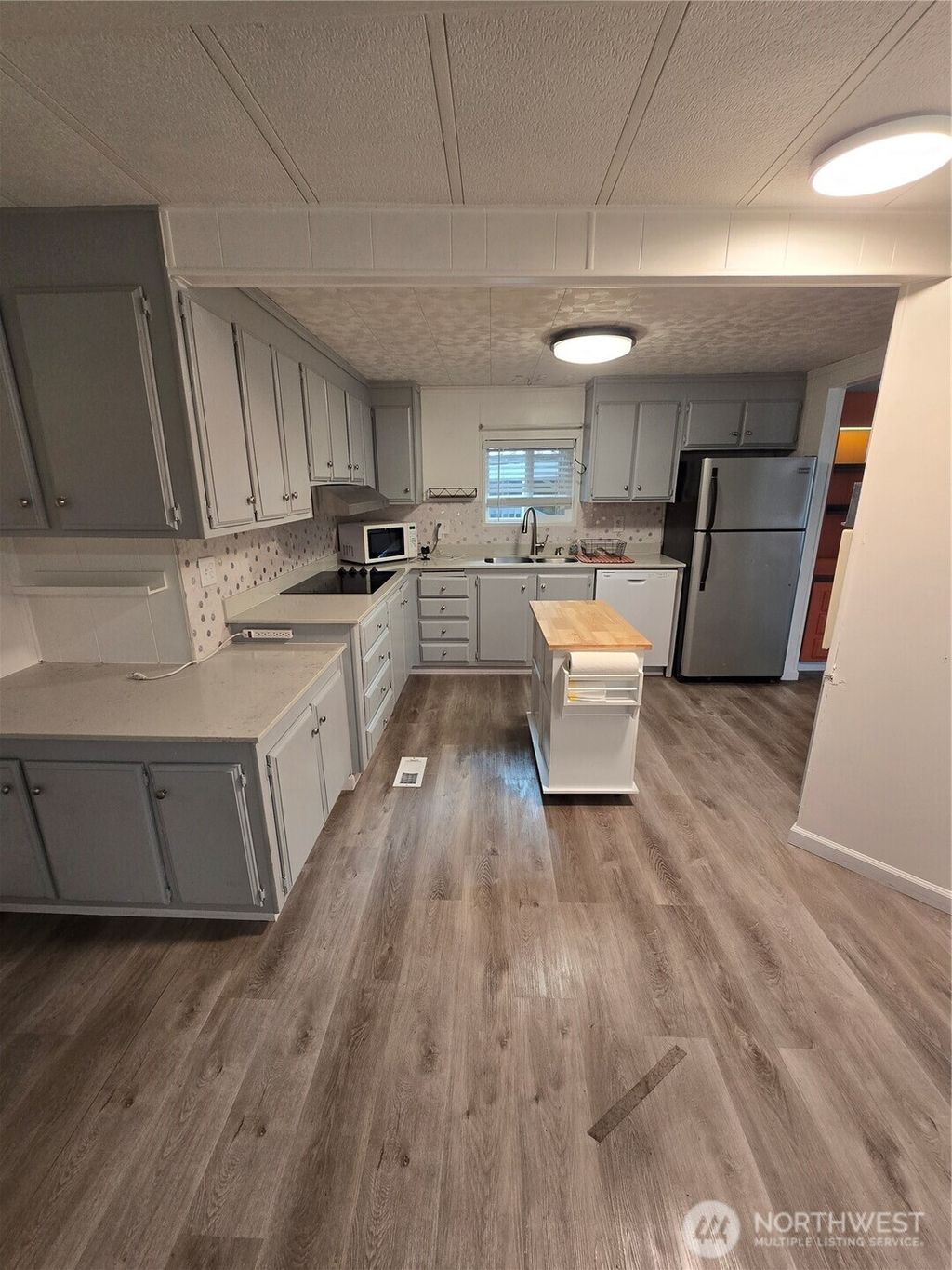 Photo of 900 29th Street SE #D-9, Auburn, WA 98002 (MLS # 2510055)