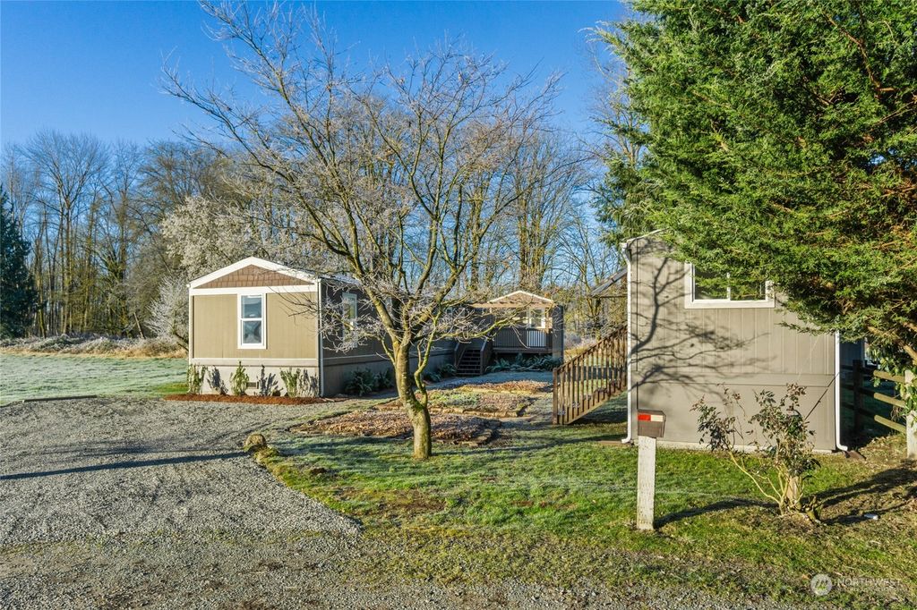 Photo of 17921 175th Place SE, Monroe, WA 98272 (MLS # 2327549)