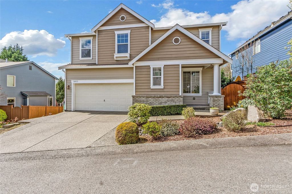Photo of 2023 Kennewick Place NE, Renton, WA 98056 (MLS # 2505372)