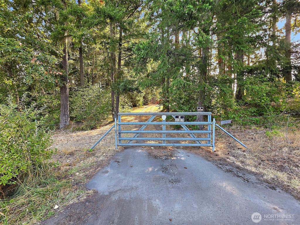 Photo of 13441 Vail Road SE, Yelm, WA 98597 (MLS # 2572566)