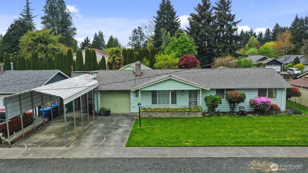Photo of 2420 Holly Lane SE, Olympia, WA 98501 (MLS # 2515301)
