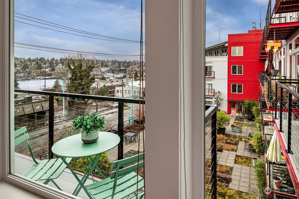 Photo of 2960 Eastlake Avenue E #312, Seattle, WA 98102 (MLS # 2244996)