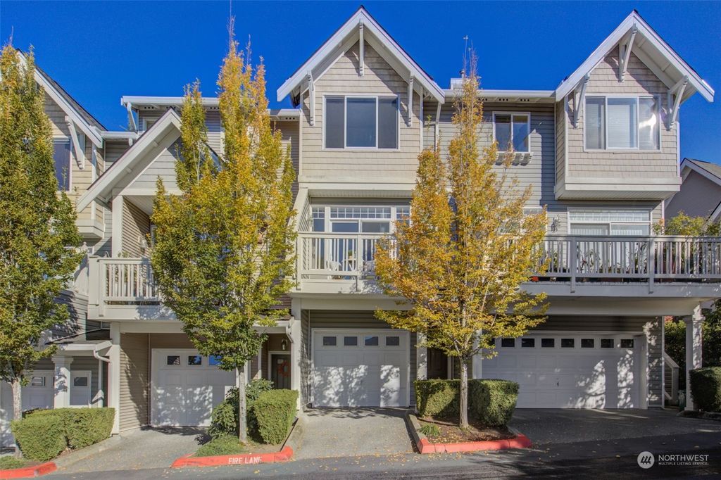 Photo of 23120 SE Black Nugget Road #J-5, Issaquah, WA 98029 (MLS # 2175306)