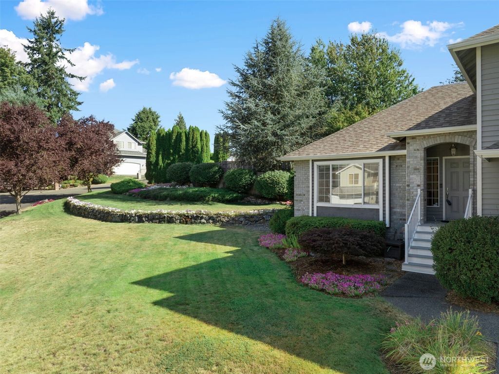 Photo of 20620 119th Avenue SE, Kent, WA 98031 (MLS # 2410389)