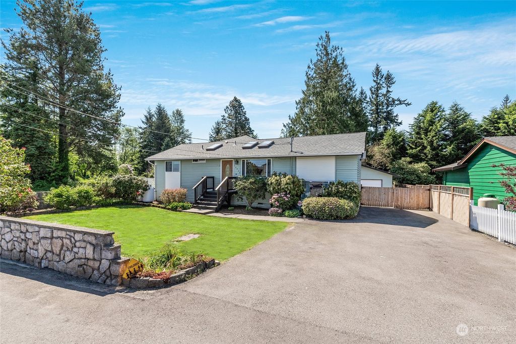 Photo of 10930 18th Street SE, Lake Stevens, WA 98258 (MLS # 2067836)