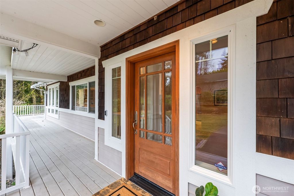 Photo of 8711 92nd Street NW, Gig Harbor, WA 98332 (MLS # 2488341)