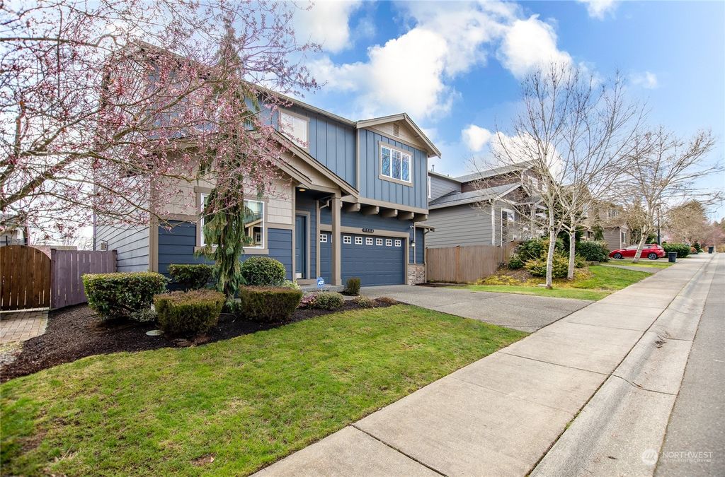 Photo of 7743 NE 200th Street, Kenmore, WA 98028 (MLS # 2048537)