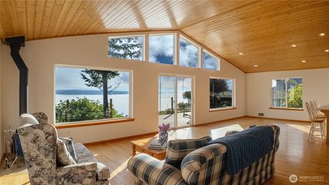 Photo of 15 A Saratoga Drive, Hat Island, WA 98206 (MLS # 2219960)