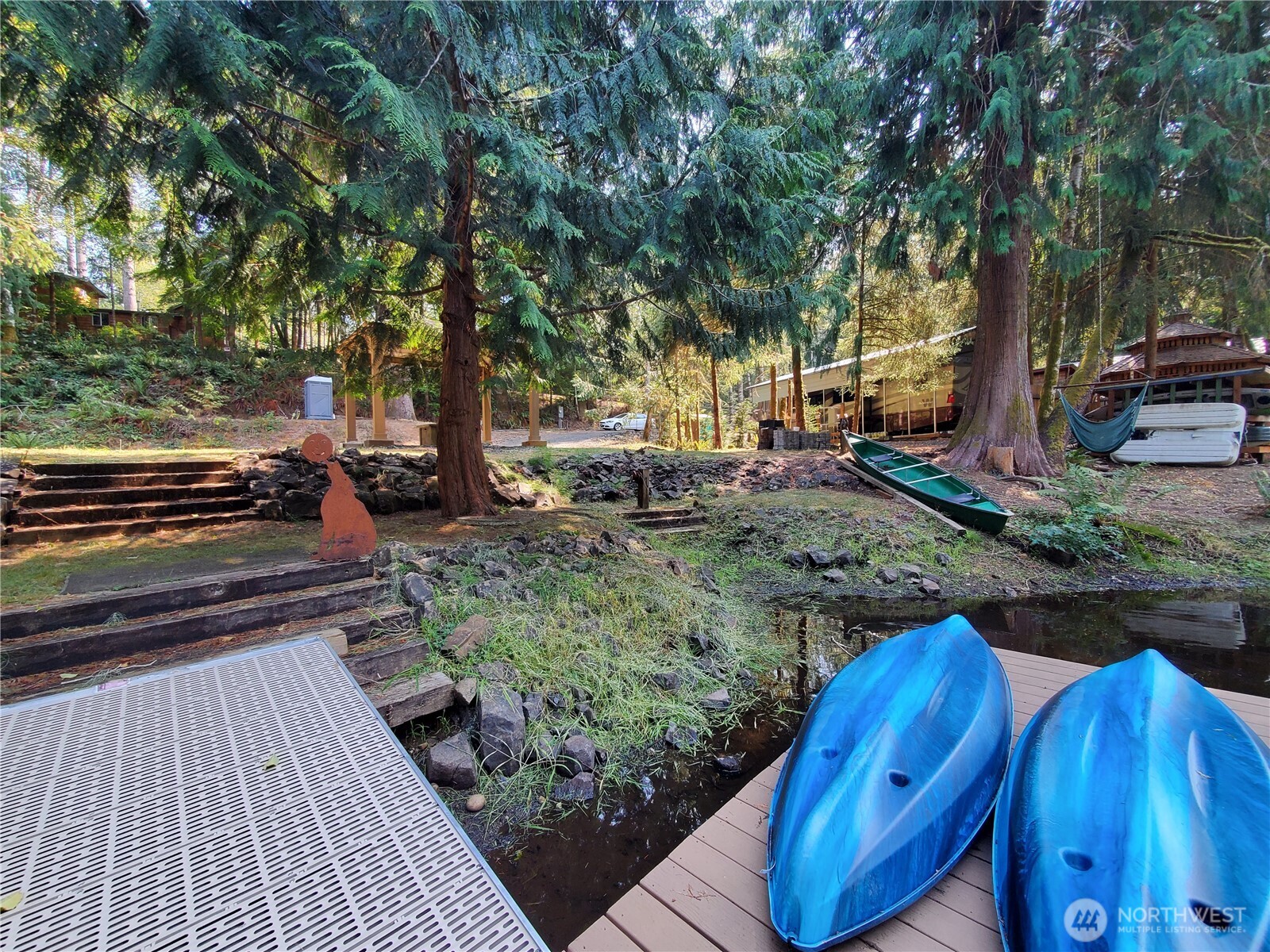 300 W Arrowhead Drive