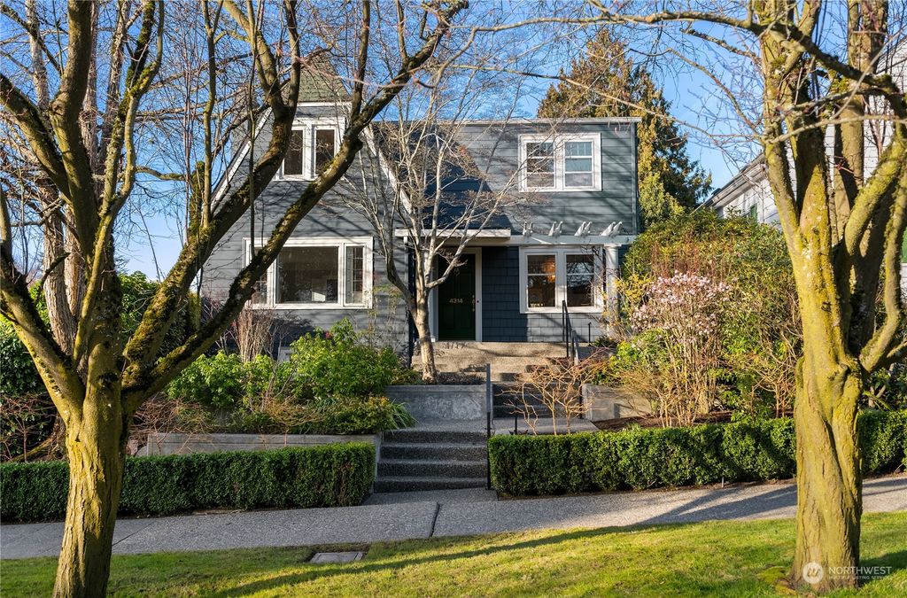 Photo of 4314 NE 41st Street, Seattle, WA 98105 (MLS # 2040303)