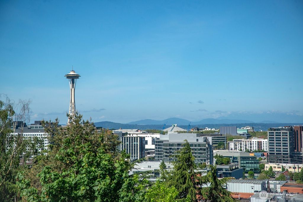 Photo of 745 Bellevue Avenue E #109, Seattle, WA 98102 (MLS # 2518894)