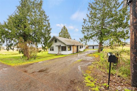 Photo of 516 Clay Street NW, Auburn, WA 98001 (MLS # 2491944)