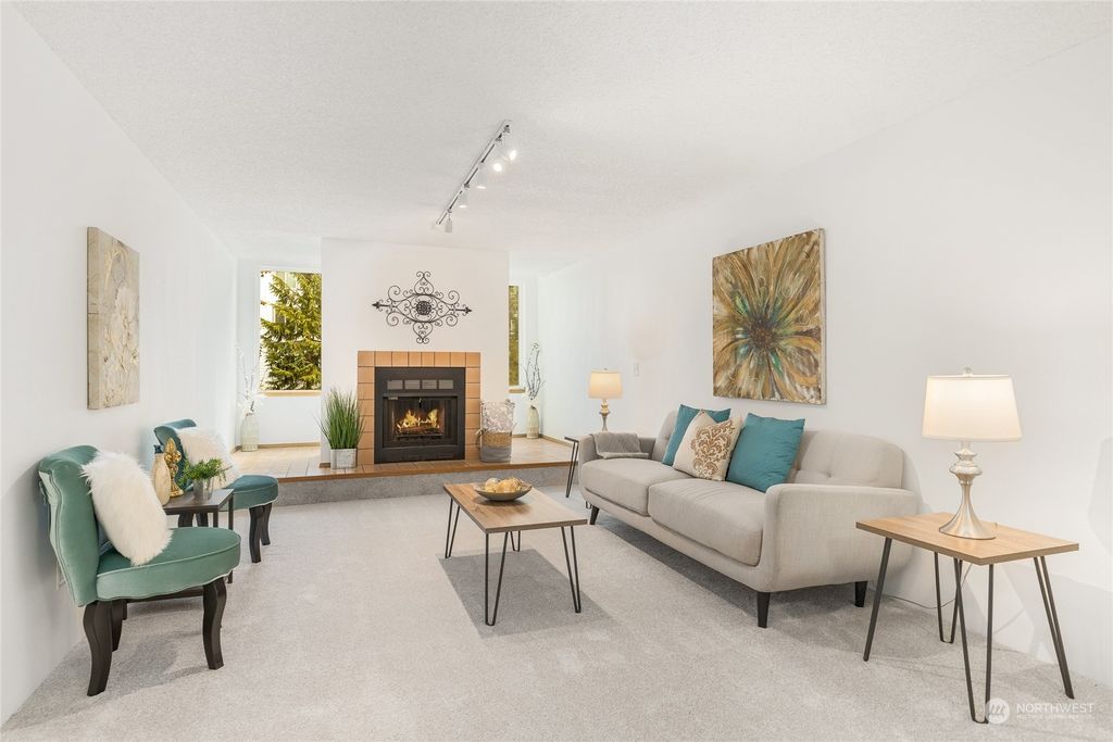 Photo of 13717 Linden Avenue N #125, Seattle, WA 98133 (MLS # 2039242)