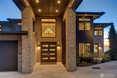 Photo of 16404 75th Place W, Edmonds, WA 98026 (MLS # 2501765)