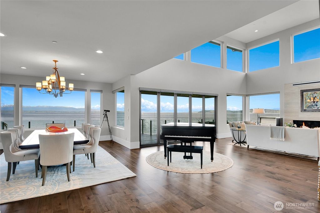 Photo of 16404 75th Place W, Edmonds, WA 98026 (MLS # 2501765)