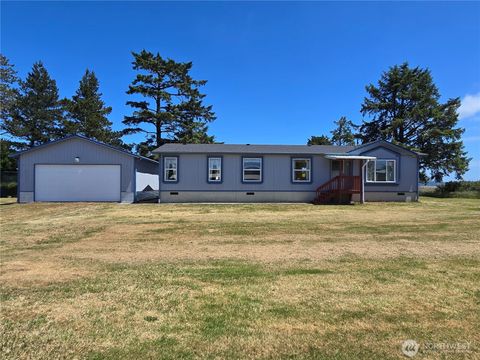 Photo of 509 E Pacific Avenue, Westport, WA 98595 (MLS # 2543759)