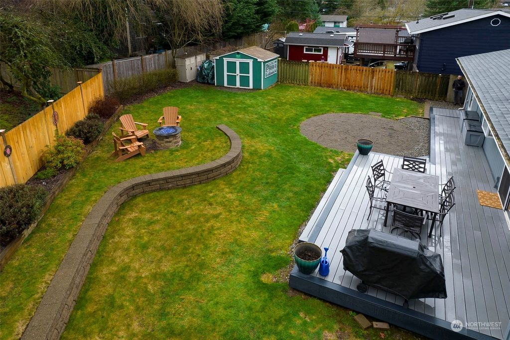 Photo of 21711 6th Avenue W, Bothell, WA 98021 (MLS # 2201257)