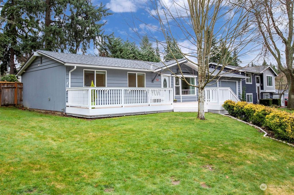 Photo of 21711 6th Avenue W, Bothell, WA 98021 (MLS # 2201257)