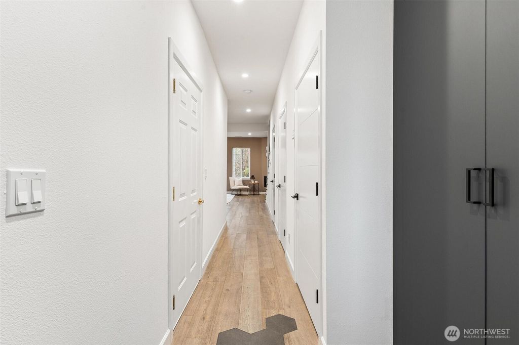 Photo of 2753 Diamond Loop Loop #9B, Milton, WA 98354 (MLS # 2456432)