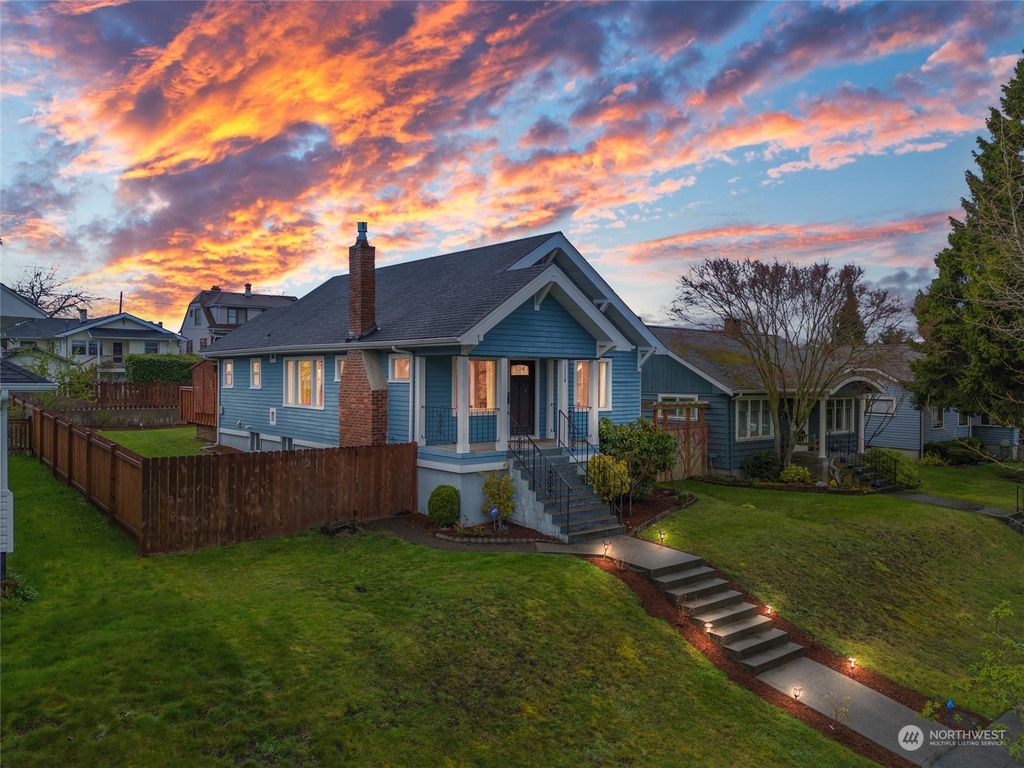 Photo of 1114 Wetmore Avenue, Everett, WA 98201 (MLS # 2215158)