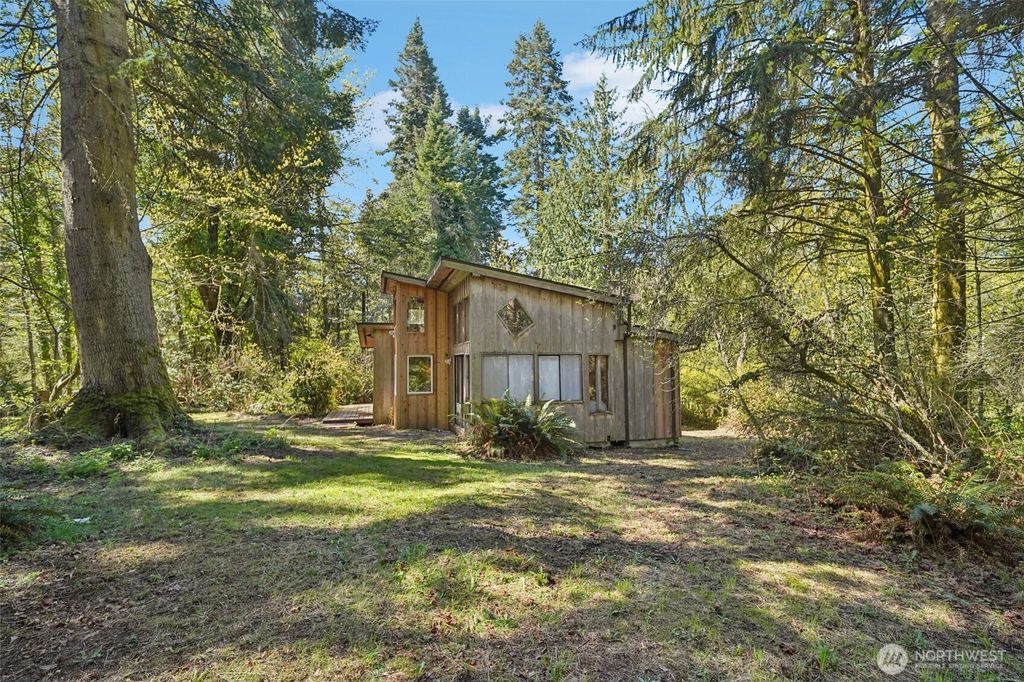 Photo of 1830 Amber View Place, Camano Island, WA 98282 (MLS # 2508613)