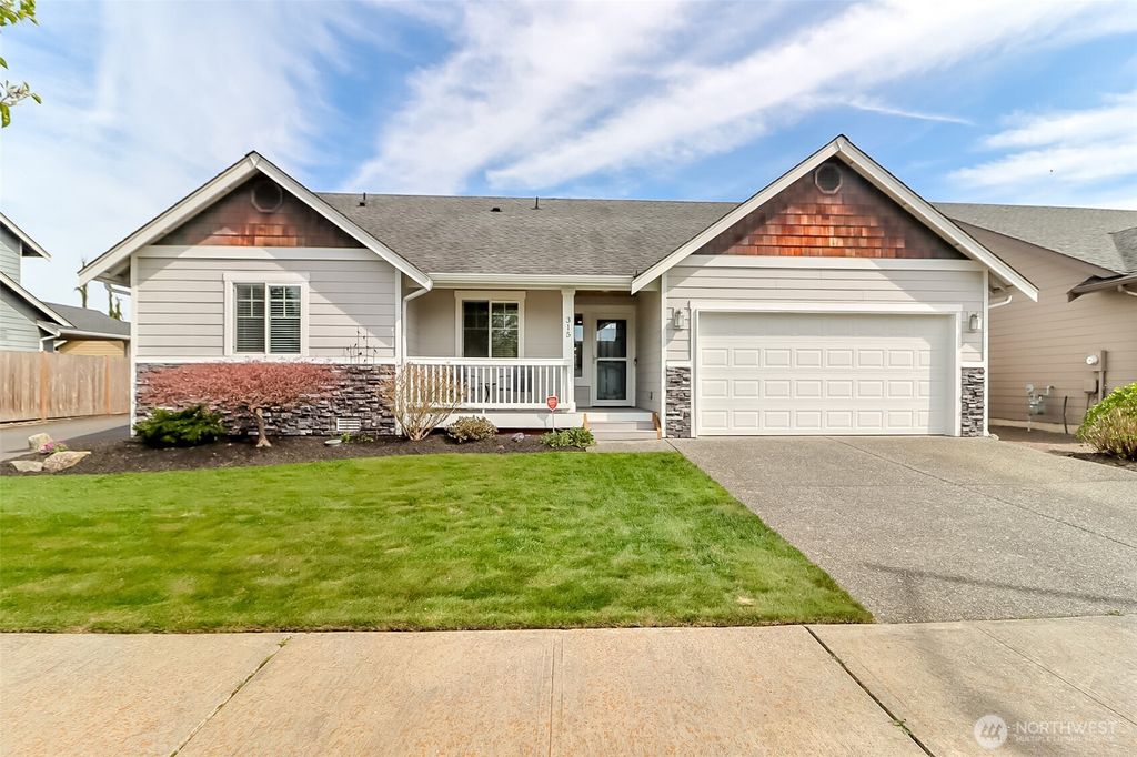 Photo of 315 Dennis Way, Monroe, WA 98272 (MLS # 2502257)