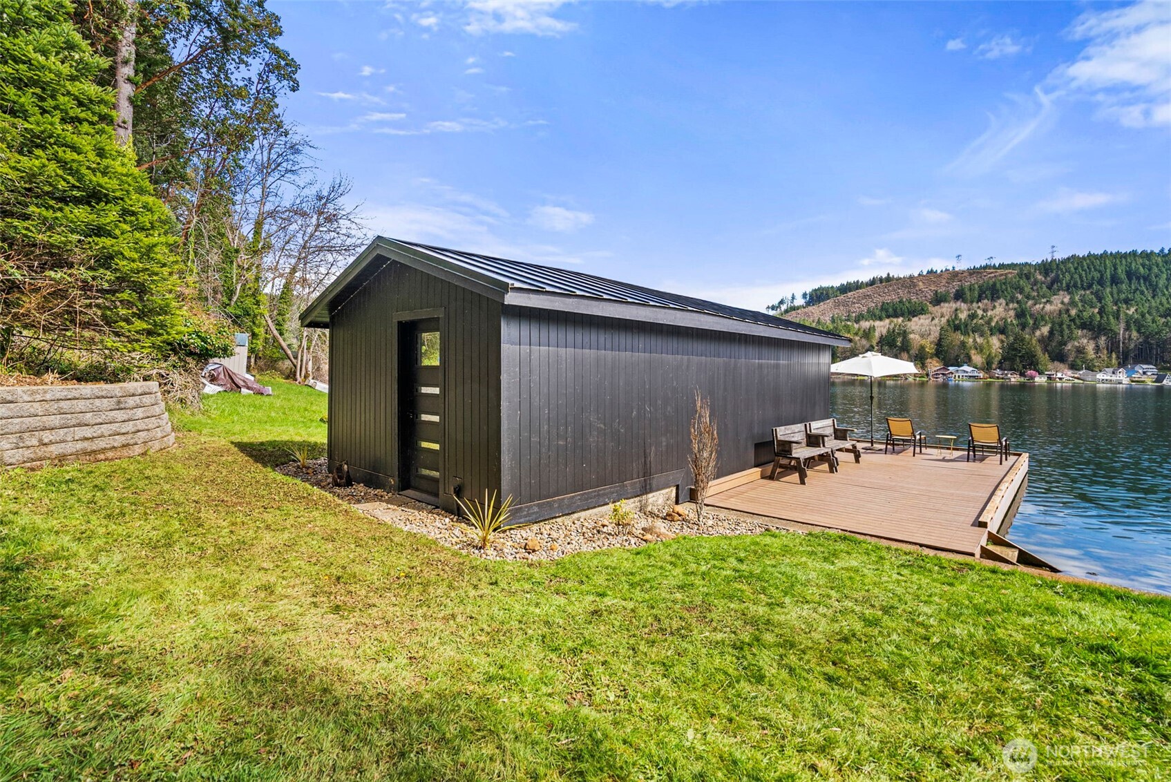 1721 Summit Lake Shore Road NW