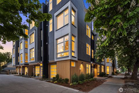 1717 17th Avenue Seattle WA 98122