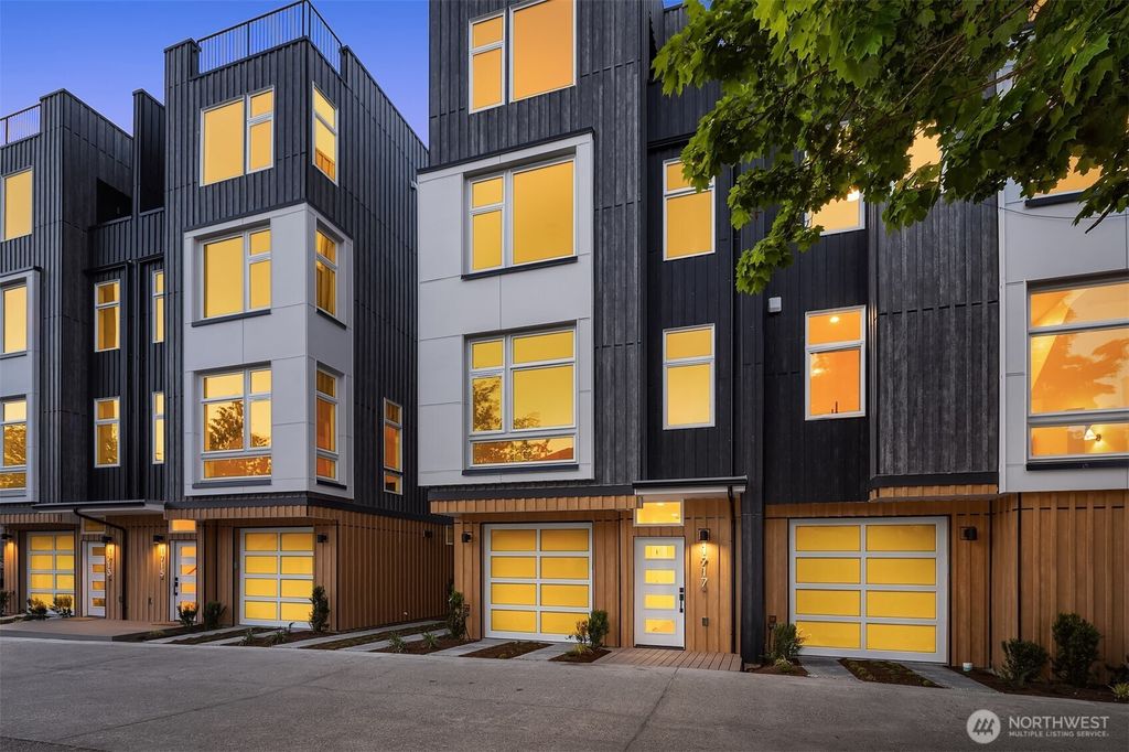 Photo of 1717 17th Avenue, Seattle, WA 98122 (MLS # 2466935)