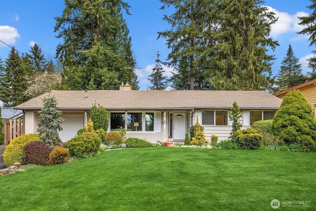 Photo of 16430 NE 99th Street, Redmond, WA 98052 (MLS # 2357623)